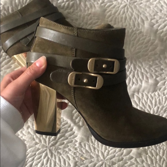 Jimmy Choo Heels - Picture 3 of 5